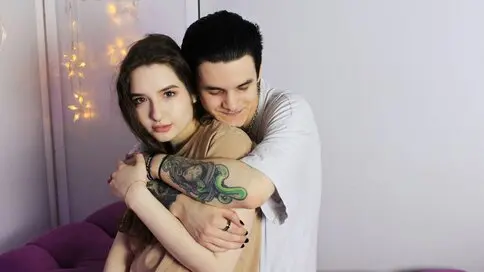 Discover EvaAndFelix VIP show