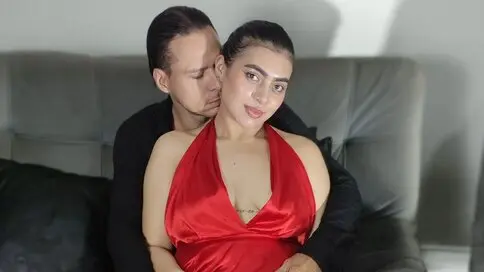 Discover MiaAndJohnss VIP show