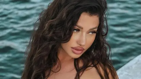 Discover AlisaDiLaurentis VIP show