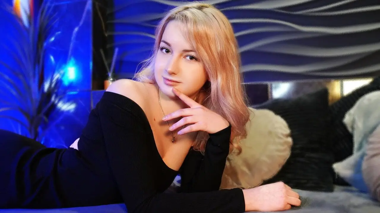 Discover JessieTurners VIP show