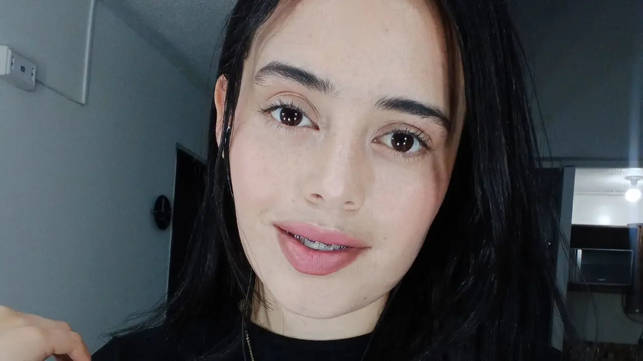 Discover SkyllerWayn VIP show