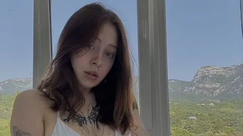 Discover VeronicaBlush VIP show