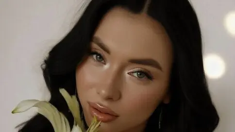 Discover ZoeSensative VIP show